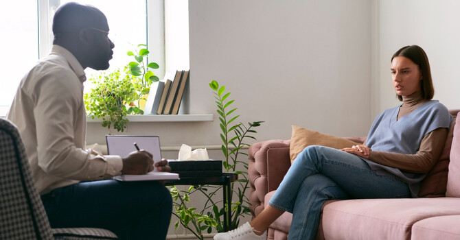 What's the Difference Between a Psychotherapist, Psychologist, and Psychiatrist in Ontario? image